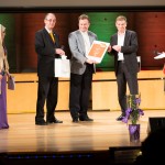 Marko Gorbelnik receiving award for Videlectures.Net @ WSIS+10 Global Champions, UNESCO Paris